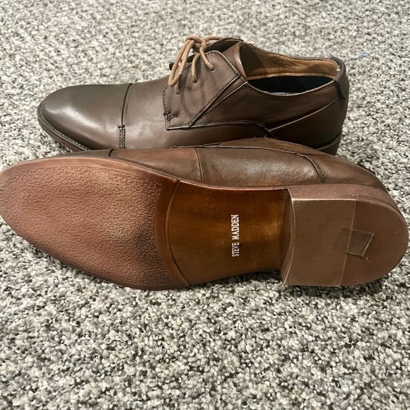 Steve Madden dress shoes.size 10 - Picture 4 of 5